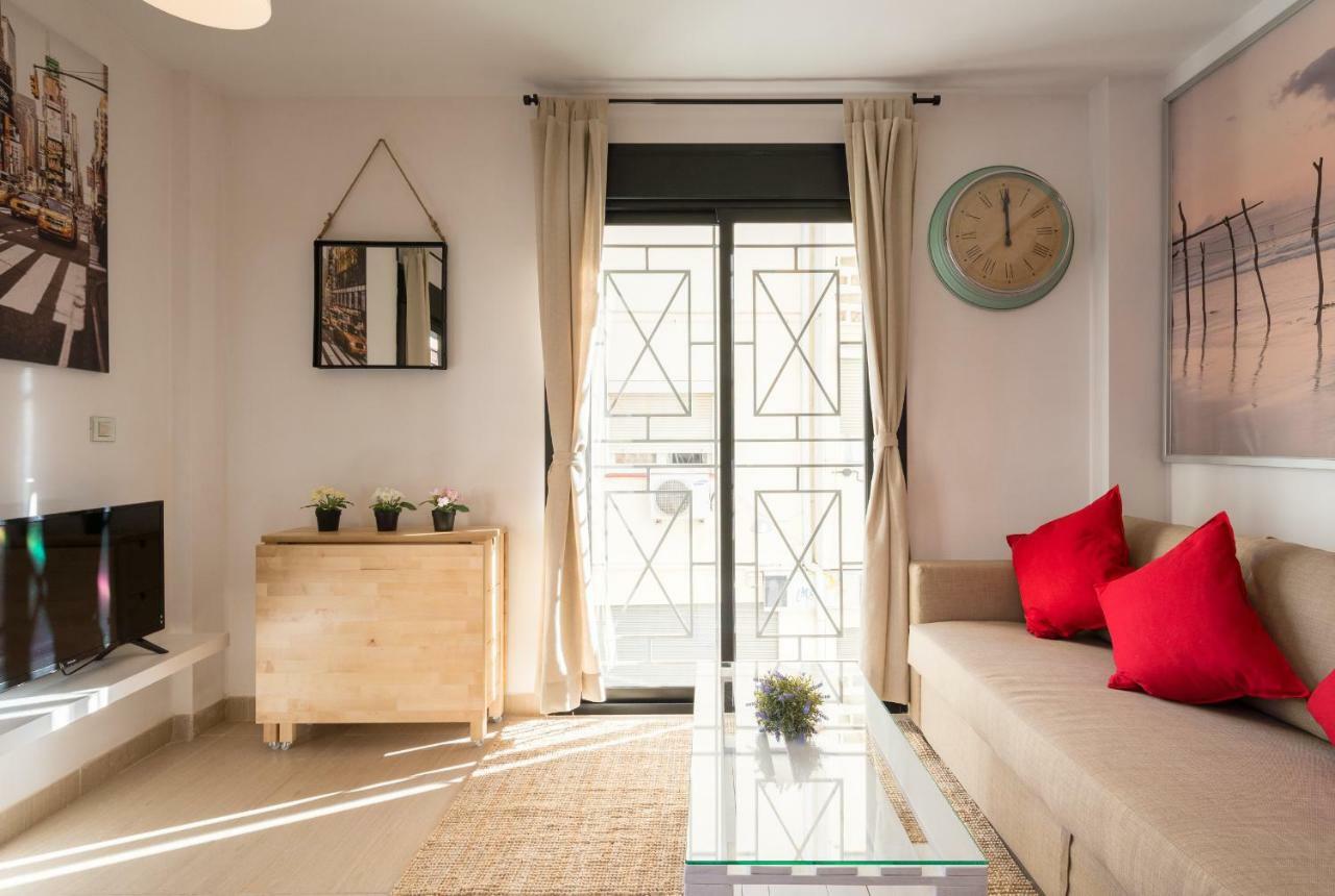 Ma1A-Apt With Rooftops With Palms Close To Old Town Malaga Luaran gambar