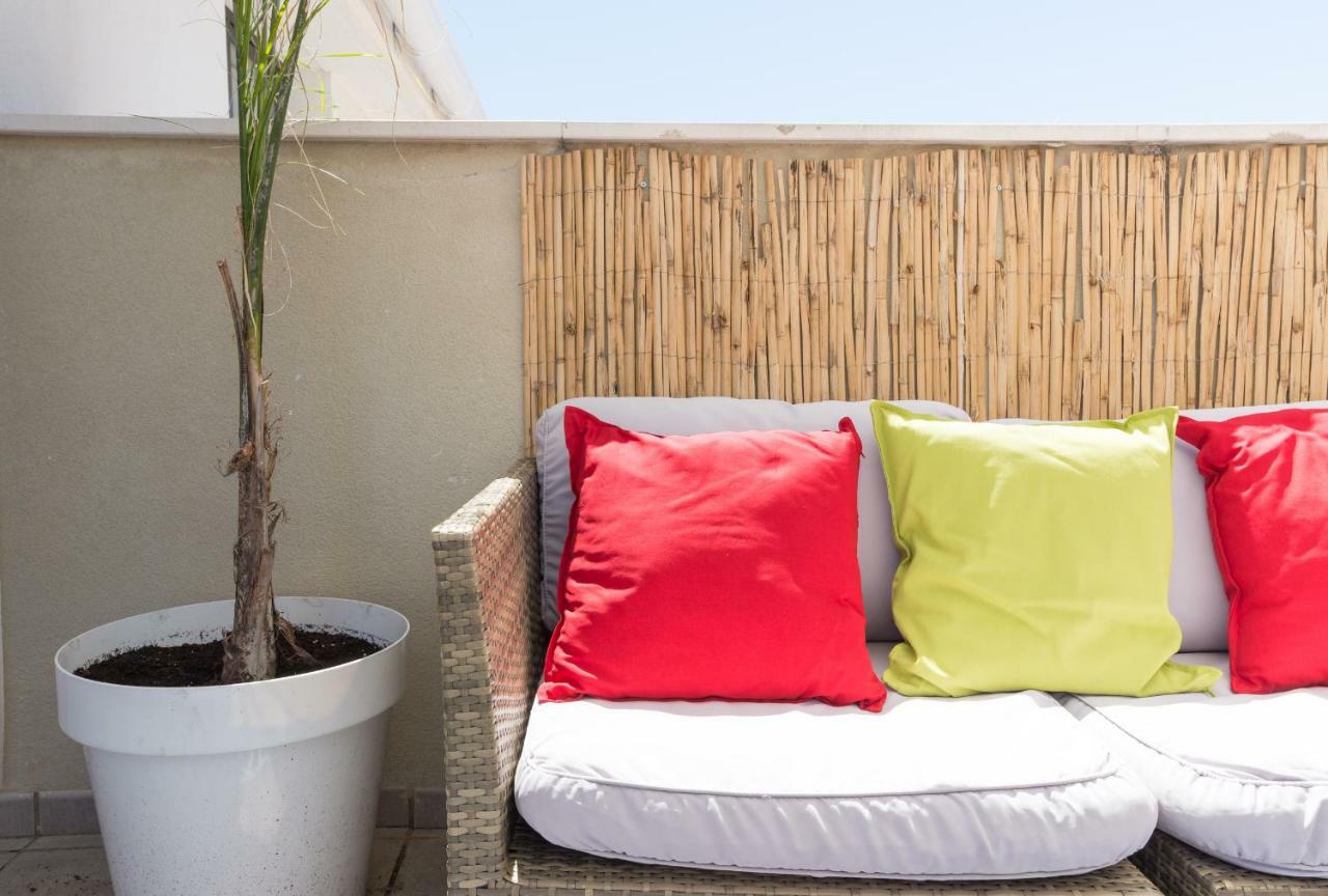 Ma1A-Apt With Rooftops With Palms Close To Old Town Malaga Luaran gambar